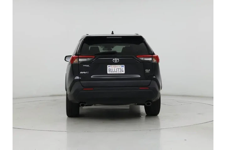 $27998 : Toyota RAV4 2020 AWD XLE Pre image 6