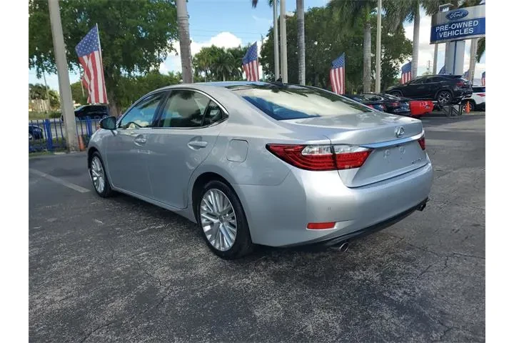 $14590 : Lexus ES 350 2013 4dr Sedan image 4