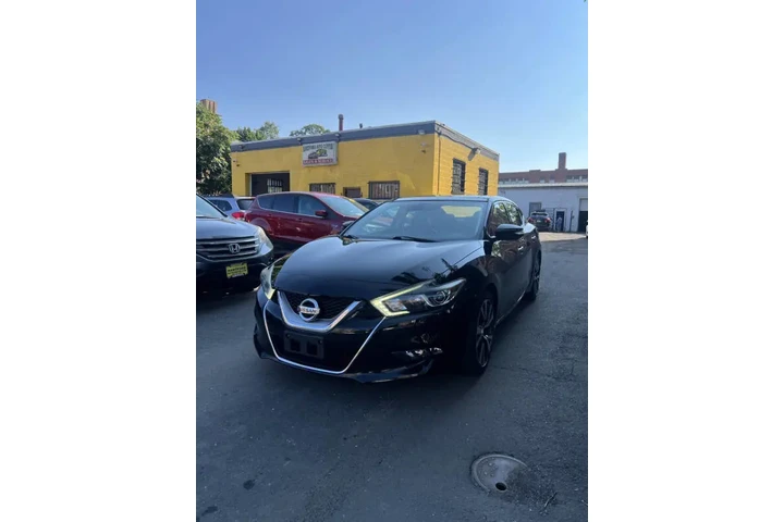 $14499 : 2017 Maxima Platinum image 10
