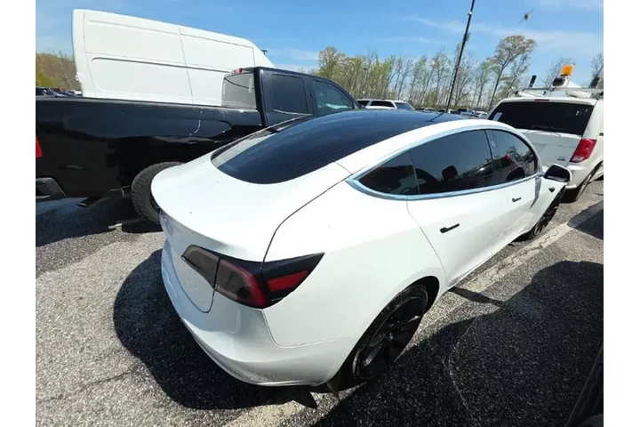 $21493 : Tesla Model 3 2020 AWD Stand image 4