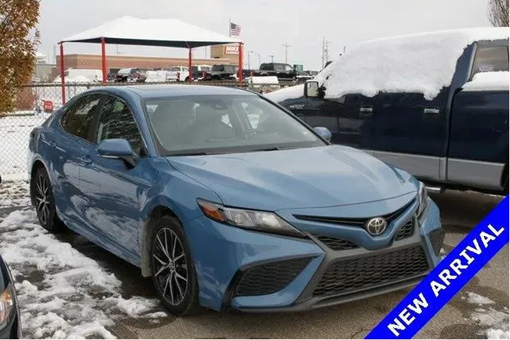 $23000 : Toyota Camry 2024 SE 4dr Sed image 3