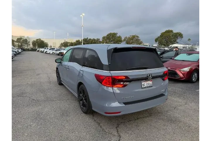 $34600 : Honda Odyssey 2023 Sport 4dr image 4