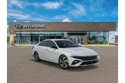 $24000 : Hyundai ELANTRA Hybrid 2025 thumbnail