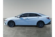 $26470 : Hyundai ELANTRA 2024 SEL 4dr thumbnail