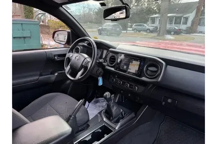 $25895 : Toyota Tacoma 2016 4x4 TRD S image 10