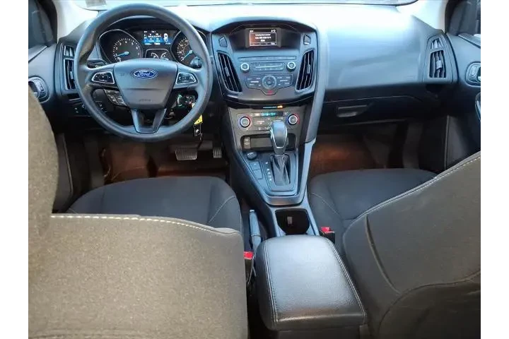 $9995 : Ford Focus 2018 SE 4dr Sedan image 10