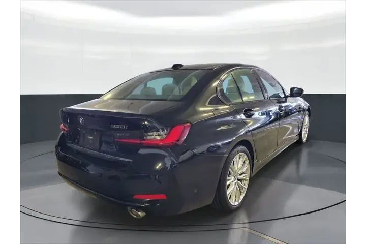 $37268 : BMW 3 Series 2023 330i 4dr S image 3