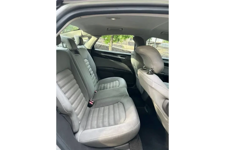 $4000 : 2013 Fusion S image 6