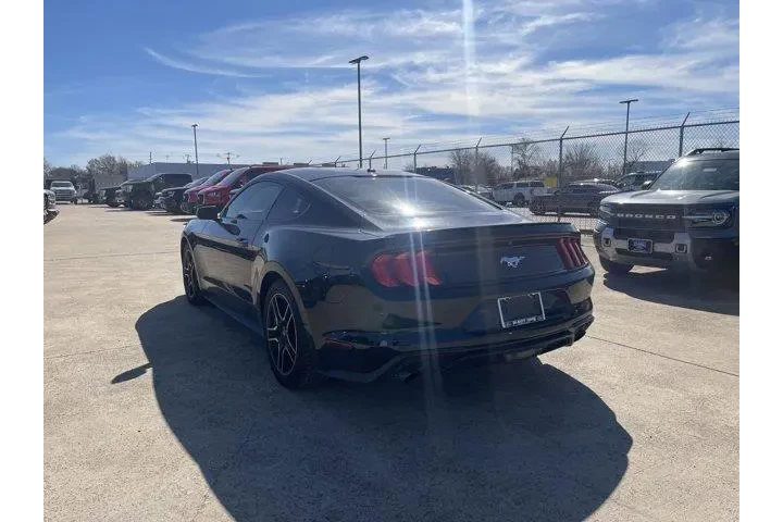 $18759 : Ford Mustang 2019 EcoBoost P image 4