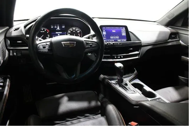 $36982 : Cadillac CT4 2024 Sport 4dr image 2