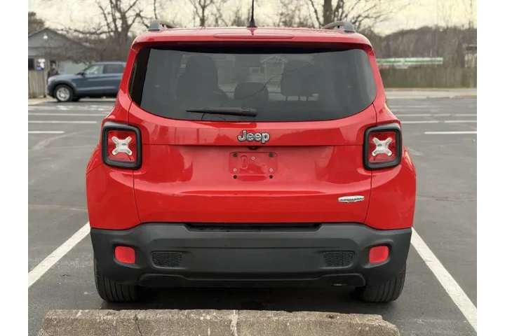 $9999 : 2015 Renegade Latitude image 7