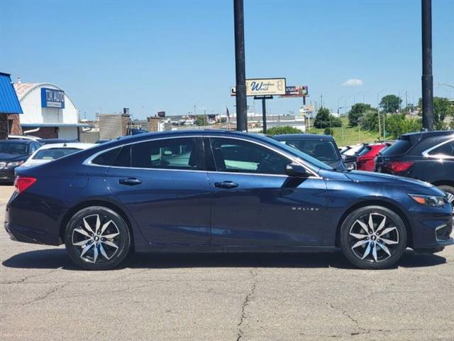 $13500 : 2017 Malibu LT image 9