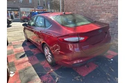 $11995 : 2016 Fusion SE thumbnail
