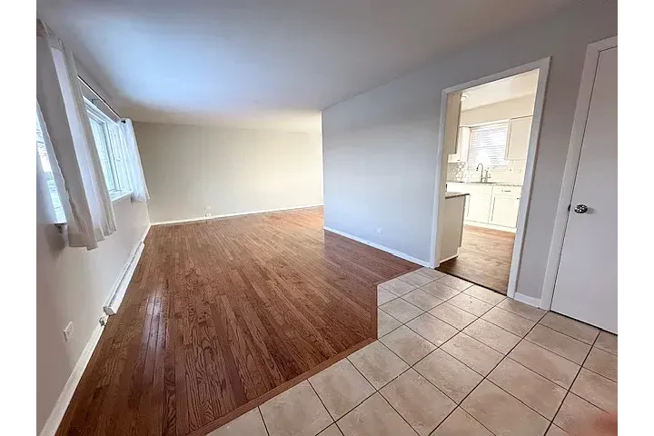 $3200 : Rent image 5