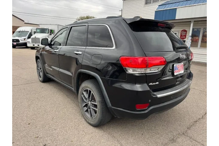 $7000 : 2015 Grand Cherokee Limited image 6