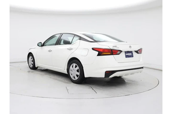 $17998 : Nissan Altima 2019 2.5 S 4dr image 2