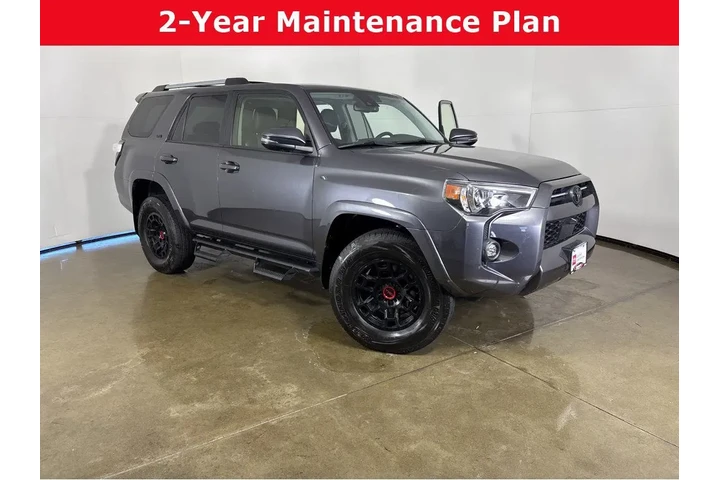 $42997 : Gold Certified2022 4Runner SR image 1