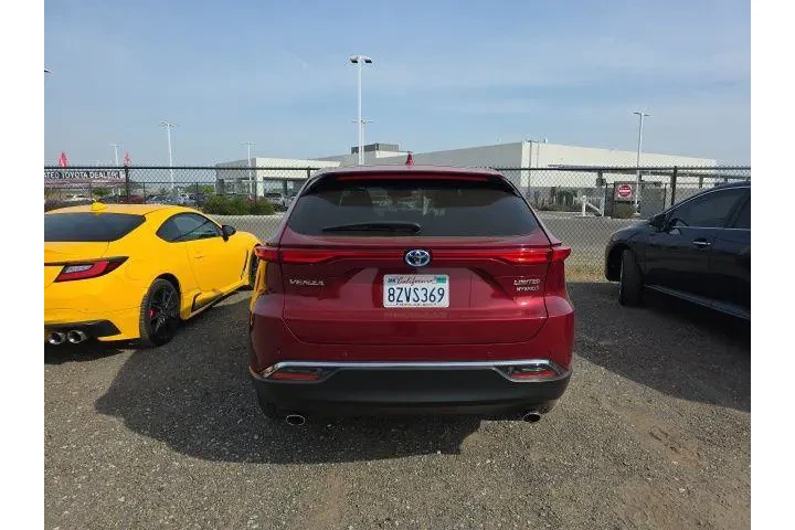 $35900 : Toyota Venza 2022 AWD LE 4dr image 5