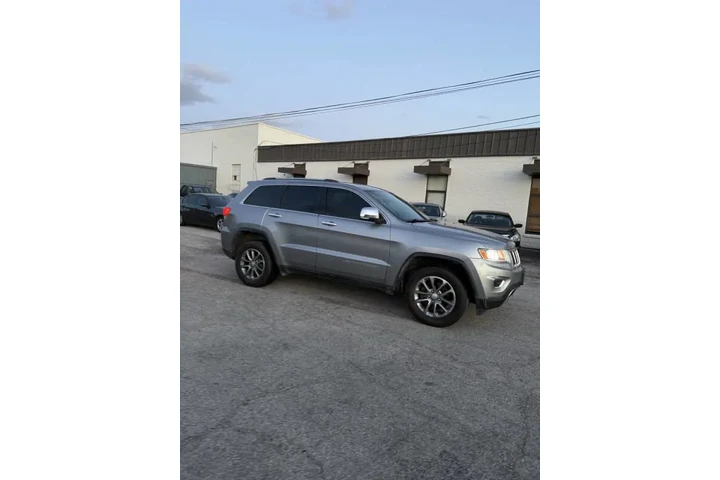 $10995 : 2014 Grand Cherokee Limited image 7
