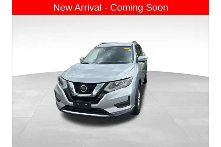 $15011 : Nissan Rogue 2019 AWD SV 4dr image 2