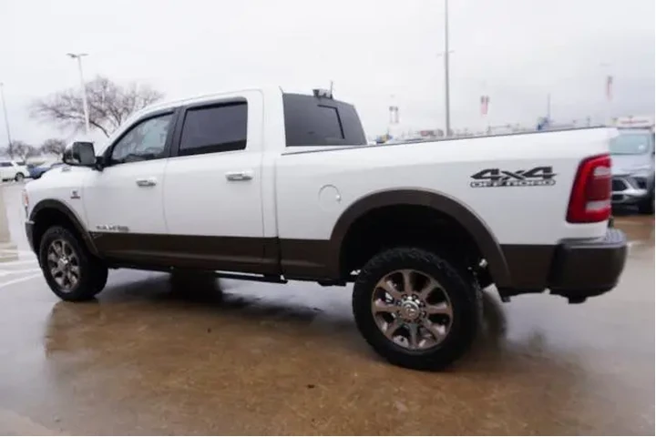 $39988 : Ram 2500 2019 4x4 Laramie Lo image 4