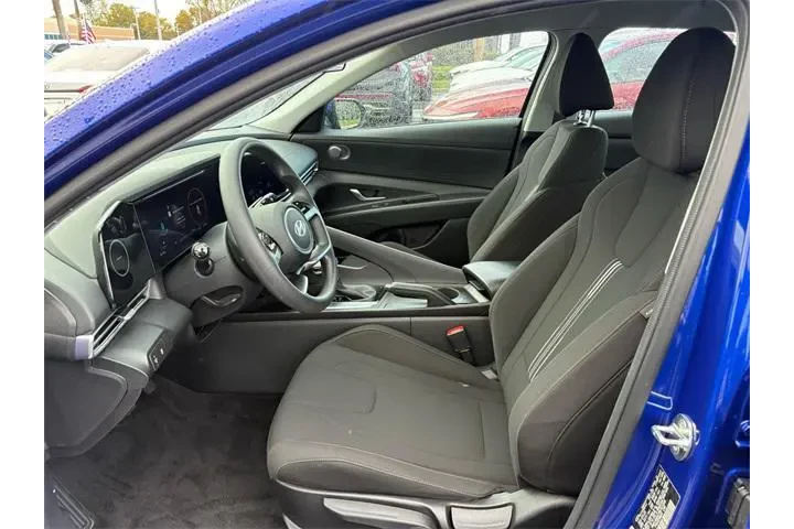 $18885 : Hyundai ELANTRA 2024 SEL 4dr image 9