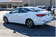 $13298 : Nissan Sentra 2022 SV 4dr Se thumbnail