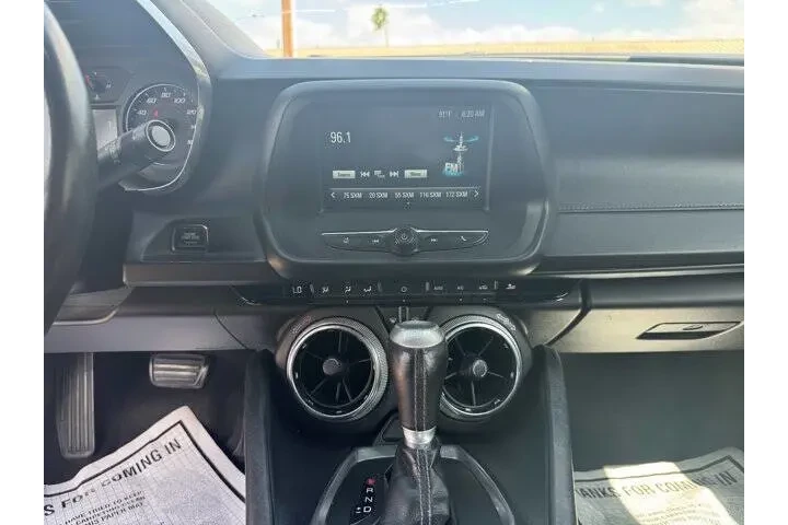 $9988 : 2016 Camaro LT image 10