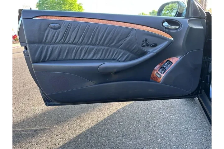 $7800 : 2003 Mercedes-Benz CLK CLK 320 image 10
