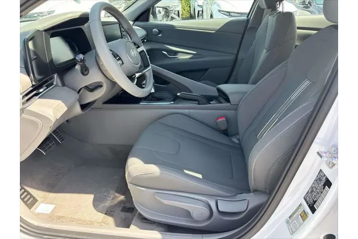 $23630 : Hyundai ELANTRA 2025 SEL Spo image 4