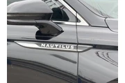 $26080 : Lincoln Nautilus 2020 AWD Re thumbnail