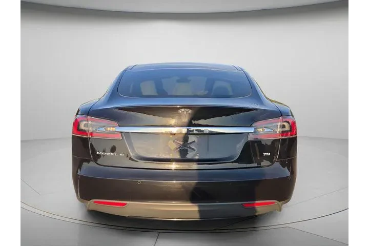 $19991 : Tesla Model S 2015 85 4dr Li image 5