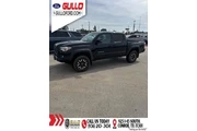 $31888 : Toyota Tacoma 2020 4x4 TRD P thumbnail
