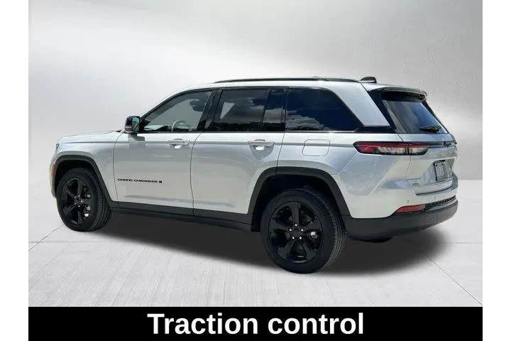 $33263 : Jeep Grand Cherokee 2024 4x2 image 10