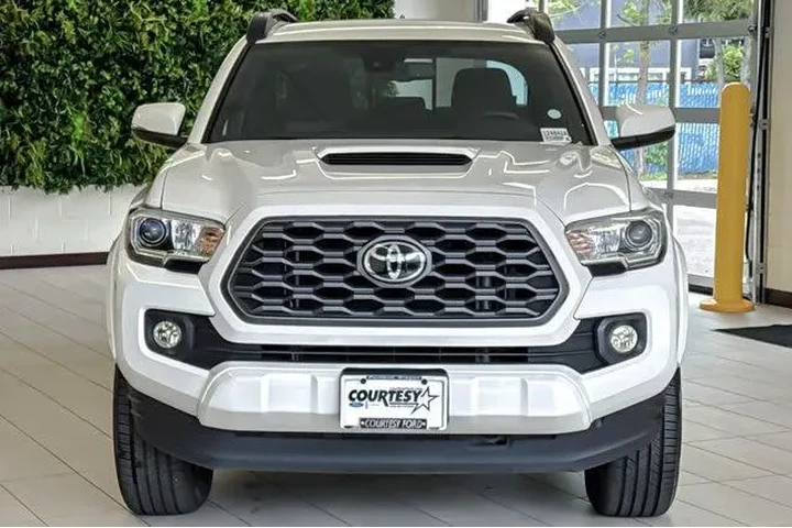 $35080 : Toyota Tacoma 2022 4x4 TRD P image 9