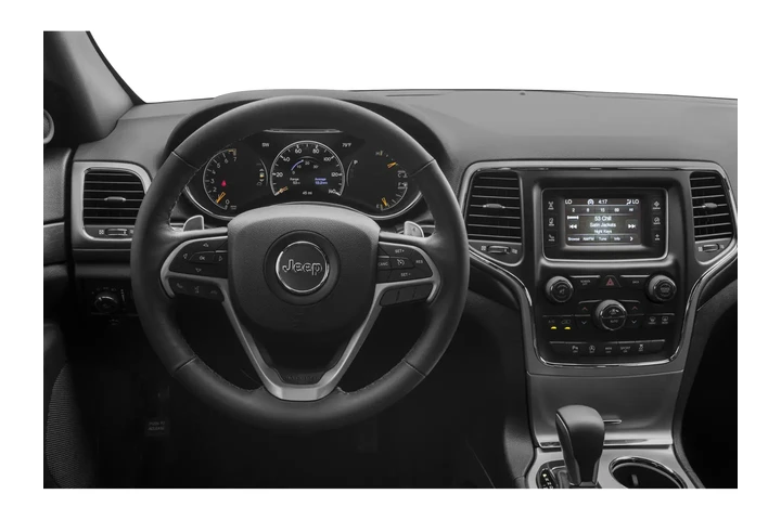 2015 Grand Cherokee Laredo image 4