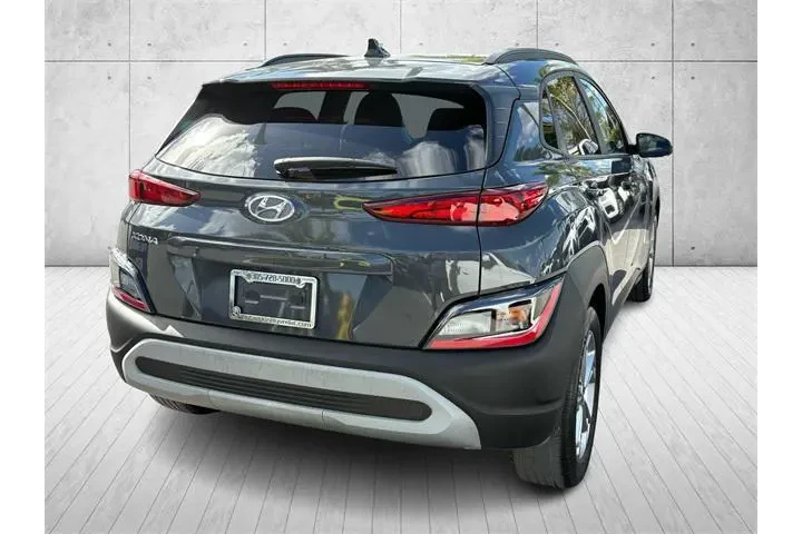 $17585 : Hyundai KONA 2023 SEL 4dr Cr image 5