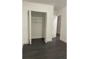 $2000 : 2 bed 1 bath available thumbnail