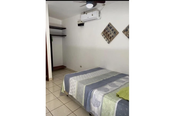 $1300 : Estudio en renta  - image 3