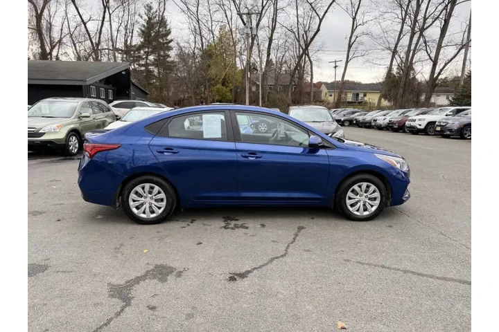 $9995 : 2020 Accent SE image 10