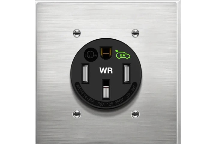 Electrician image 2