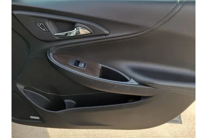 $21921 : Chevrolet Malibu 2024 LT 4dr image 9