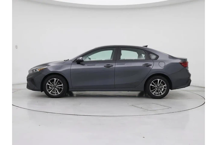 $17998 : Kia Forte 2022 LXS 4dr Sedan image 3