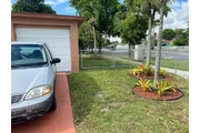 $1480 : North Miami 3 Bed & 2 Bath thumbnail