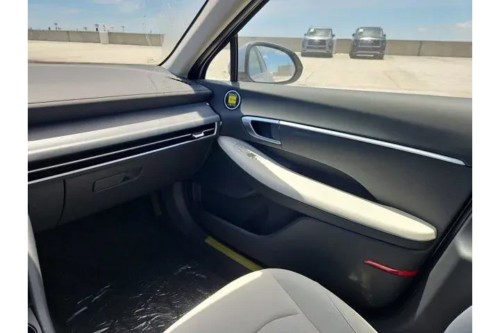 $23745 : Hyundai SONATA 2025 SE 4dr S image 9