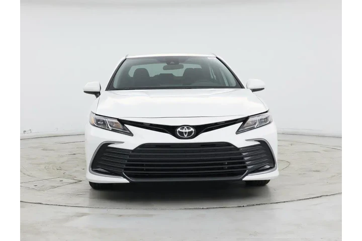 $27998 : Toyota Camry 2024 LE 4dr Sed image 5