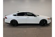 $25998 : Honda Accord Hybrid 2024 Spo thumbnail