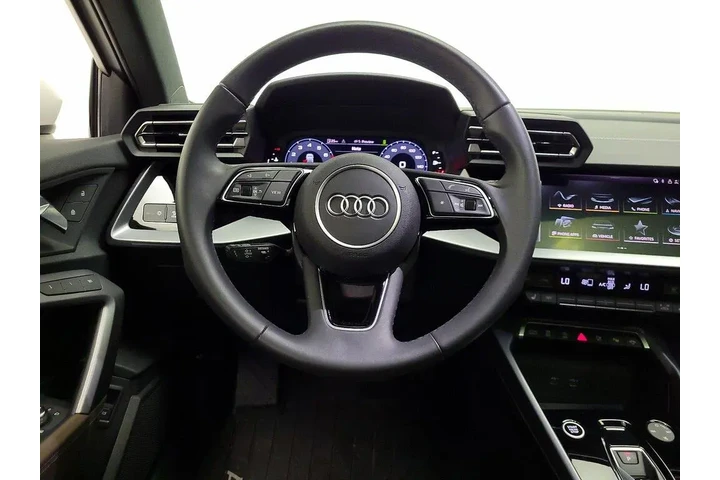 $32998 : Audi A3 2025 AWD quattro Pre image 10