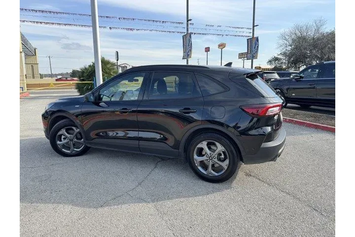 $22180 : Ford Escape 2025 ST-Line 4dr image 8