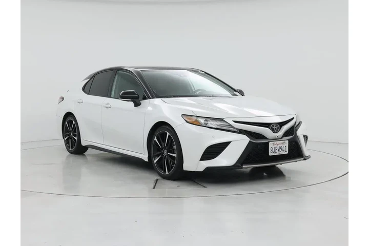 $24998 : Toyota Camry 2019 XLE V6 4dr image 1